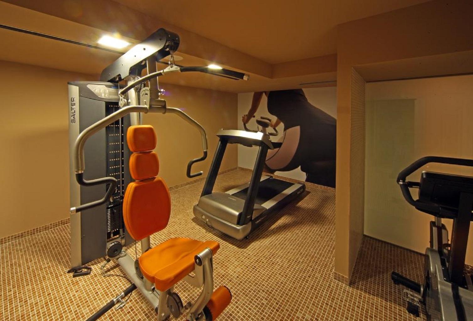 Xalet Bringue Hotel Ел Серат Екстериор снимка
